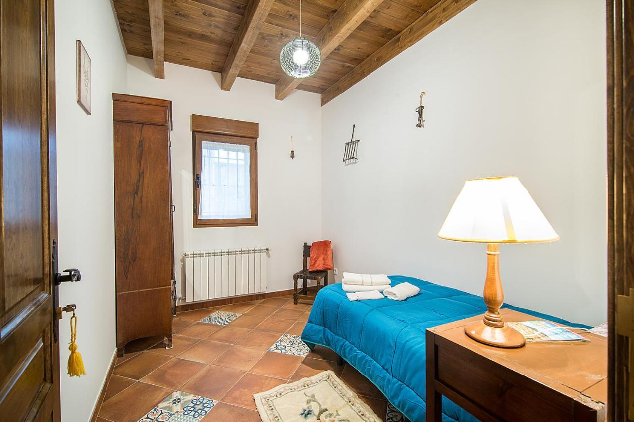 Casa Rural Las Abubillas Mirabueno Екстериор снимка